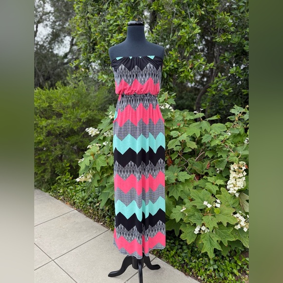 Three Pink Hearts Trixxi chevron print maxi dress/coverup - size S - Picture 1 of 4